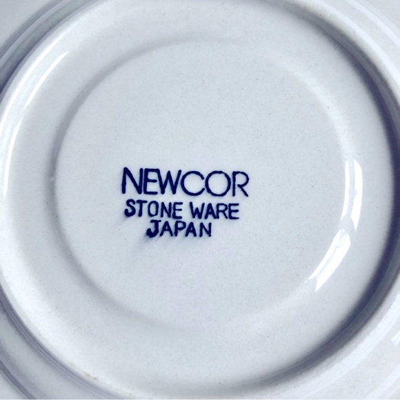 VINTAGE NEWCOR Versailles Stoneware Saucer Plates White Blue 6 1/4” Set of 2 NEW - Picture 4 of 14